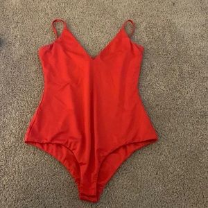 Princess Polly red v-neck bodysuit - size 6